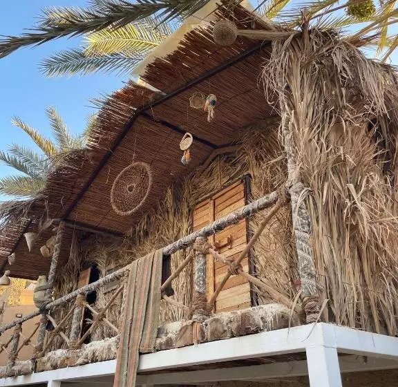 هتل Shamofs Art Garden