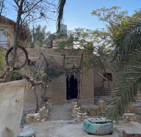 هتل Shamofs Art Garden