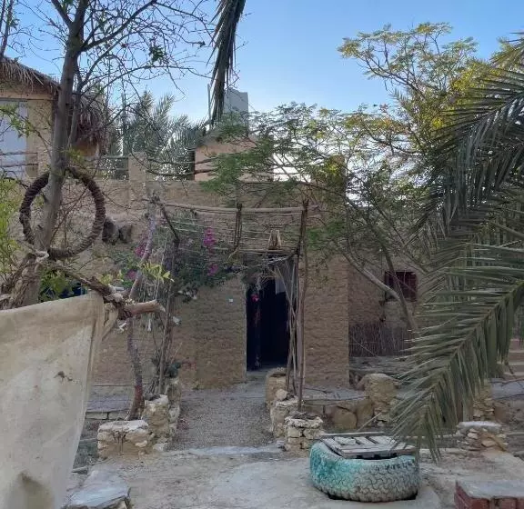 هتل Shamofs Art Garden
