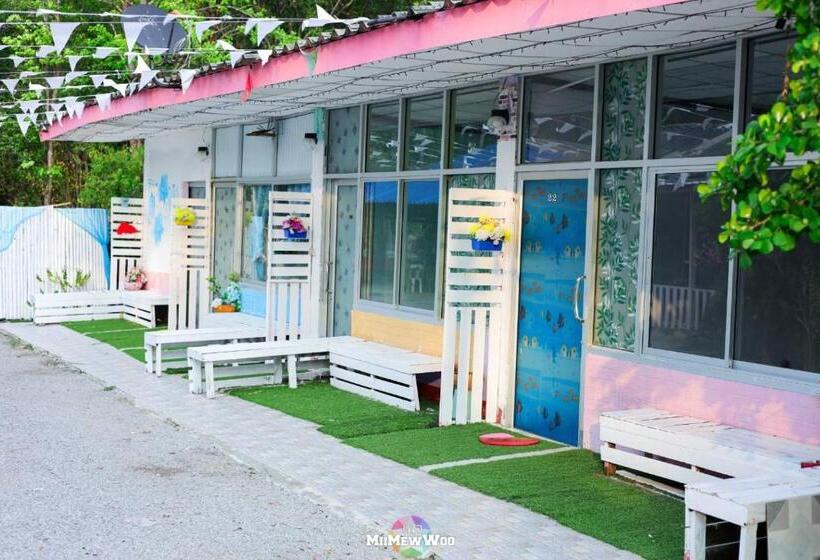 فندق The Nanda Beach Resort