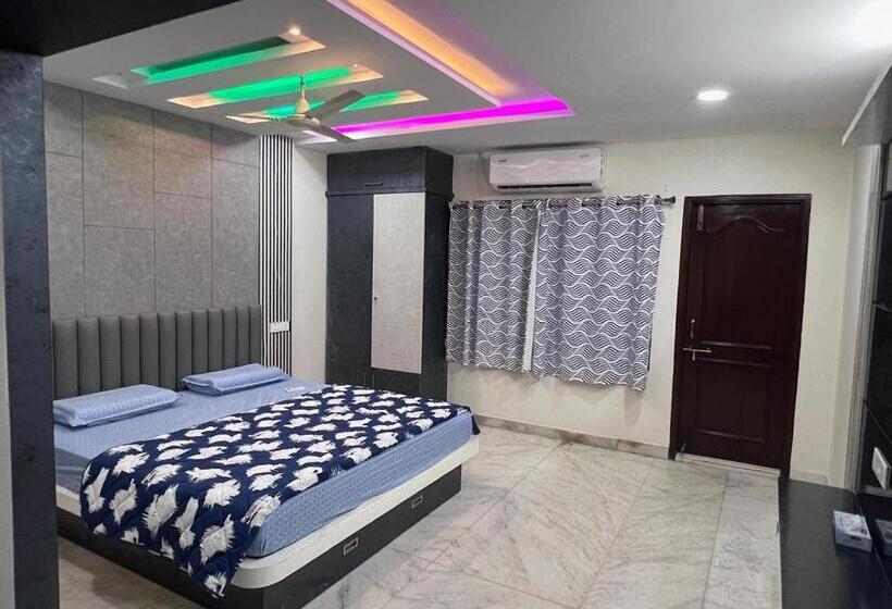 פנסיון Arshiv S Mansion