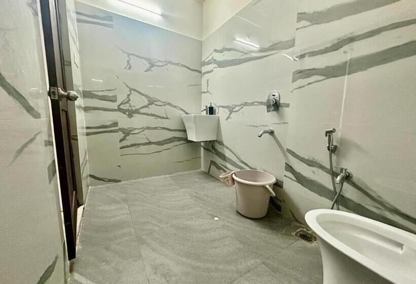 פנסיון Arshiv S Mansion