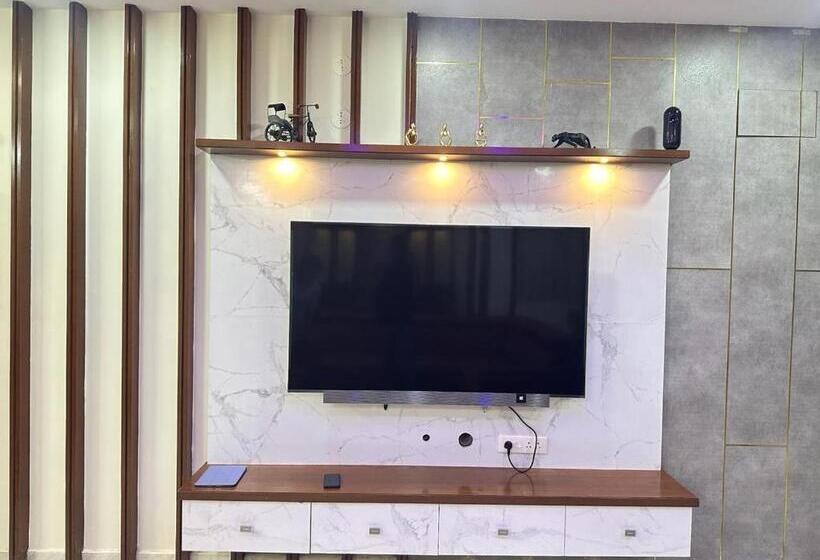 פנסיון Arshiv S Mansion