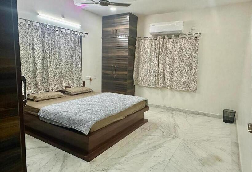 פנסיון Arshiv S Mansion