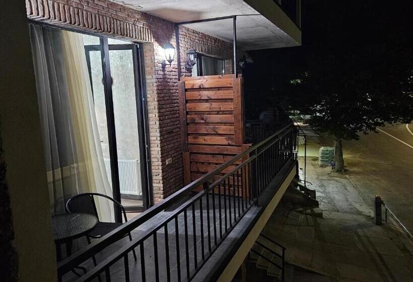 پانسیون Guesthouse Mtskheta K2 #1