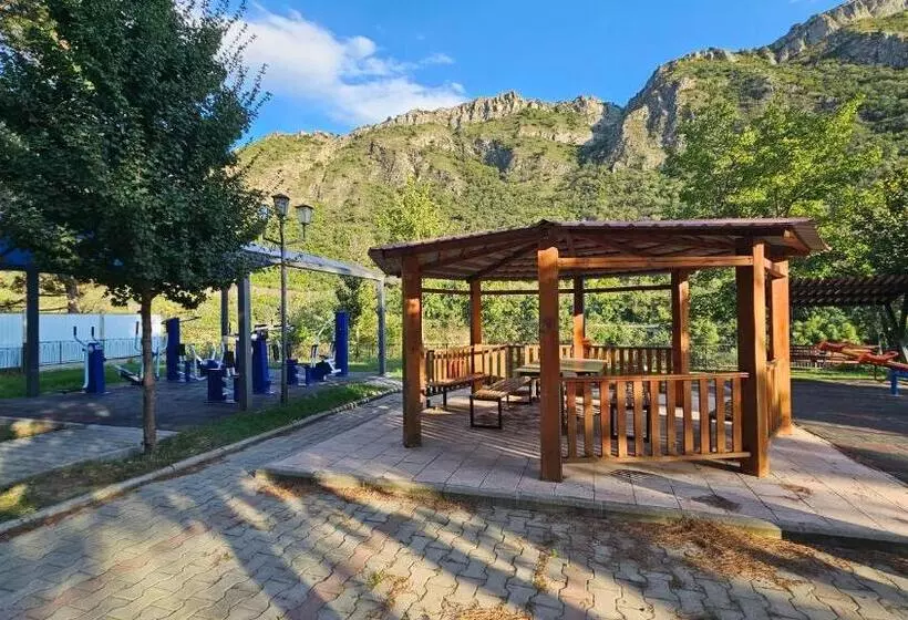 پانسیون Guesthouse Mtskheta K2 #1