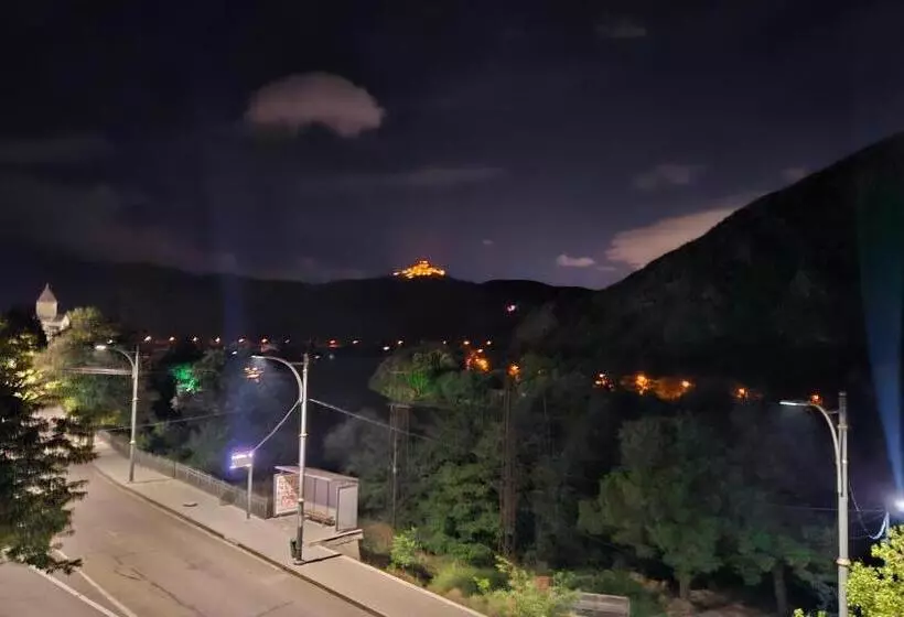 پانسیون Guesthouse Mtskheta K2 #1