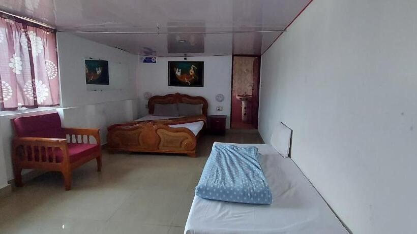 پانسیون Kodai Peak