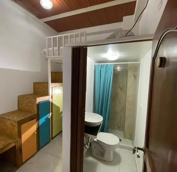 پانسیون Coliving Mandalas