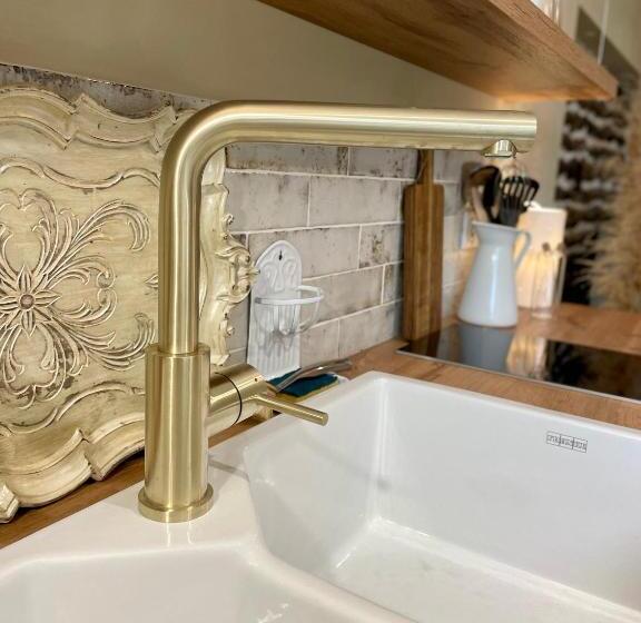 Pensiune La Suite Drômoise 1809