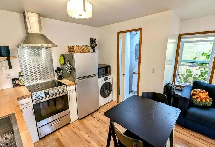 ペンション Private Suite Close To The Airport & Food Scene!