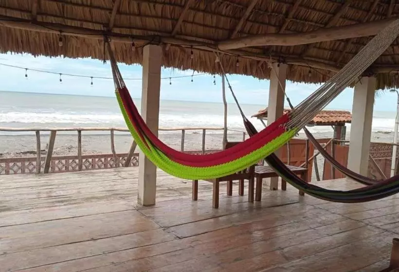 ペンション Rancho Cali Playa Las Hojas