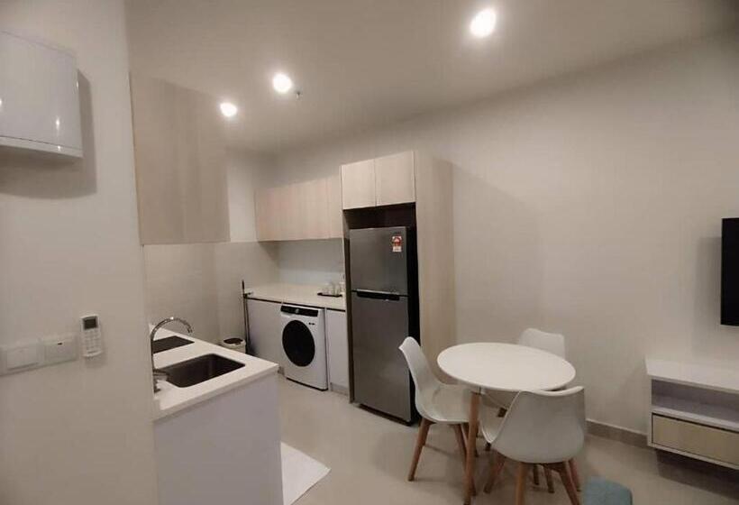 The Shore By Petite Residence