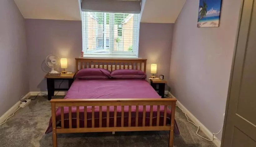 Aamiaismajoitus (B&B) Lovely Room In Southwater