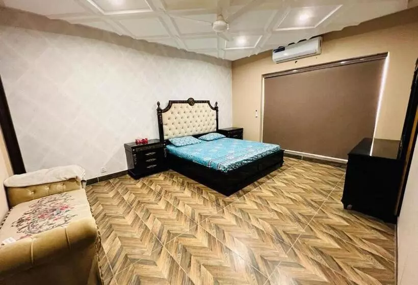 تختخواب و صبحانه Rehman Luxury Rooms And Apartments
