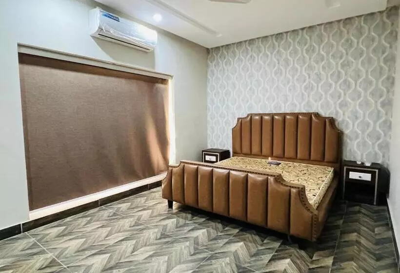 تختخواب و صبحانه Rehman Luxury Rooms And Apartments