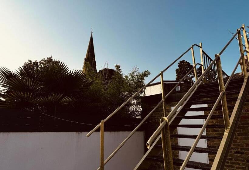 住宿加早餐 Sterling House