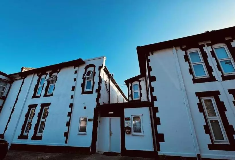 Aamiaismajoitus (B&B) Sterling House