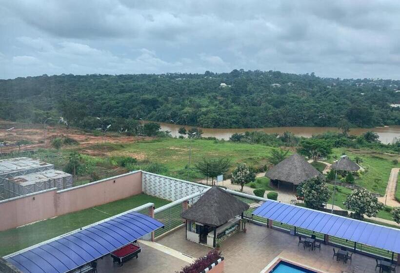 هتل Agulu Lake Resort And Conference Centre