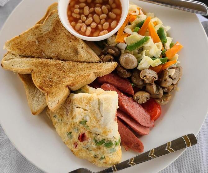 هتل Agulu Lake Resort And Conference Centre