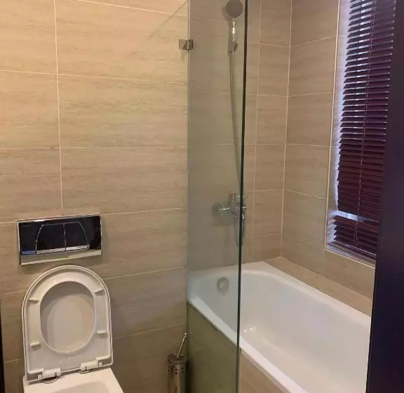 هتل Agulu Lake Resort And Conference Centre