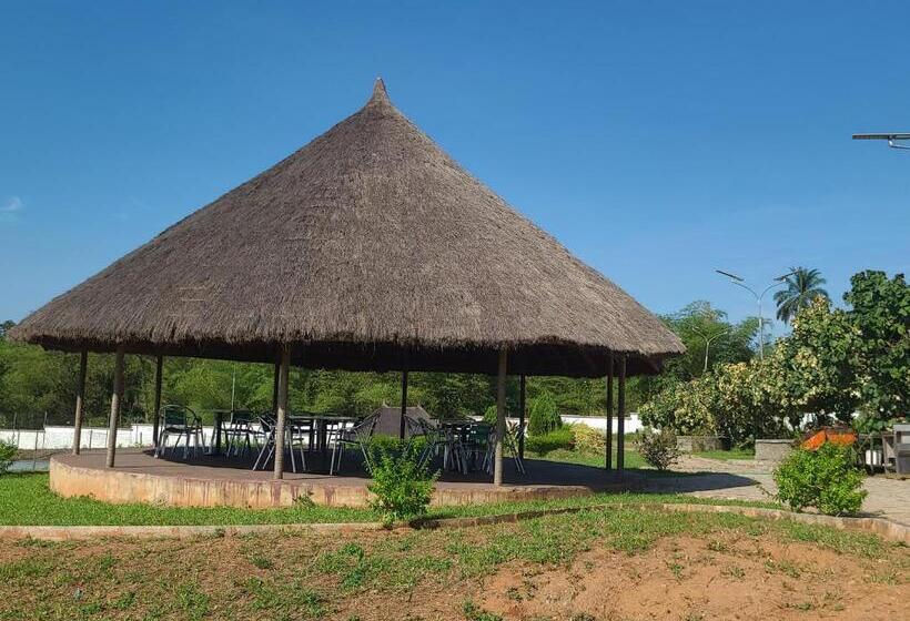 هتل Agulu Lake Resort And Conference Centre