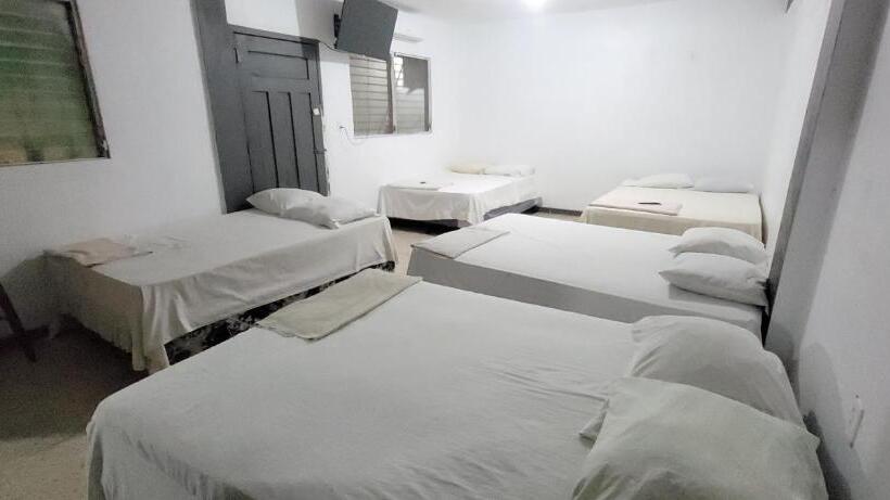 هتل Boutique Adelmo S