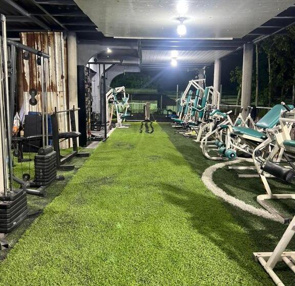 هتل Boutique Adelmo S