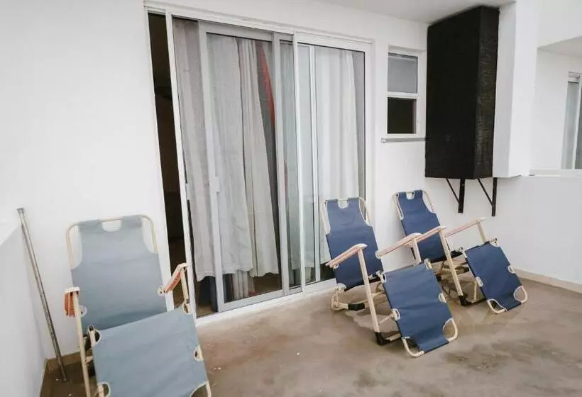 Hotelli Guzman Suites