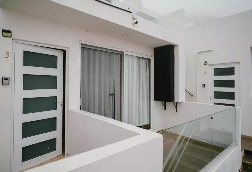 Hotelli Guzman Suites