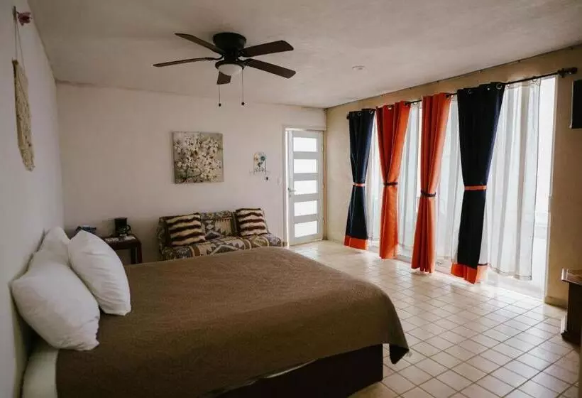 Hotelli Guzman Suites