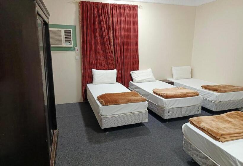 فندق على الطريق Al Awail