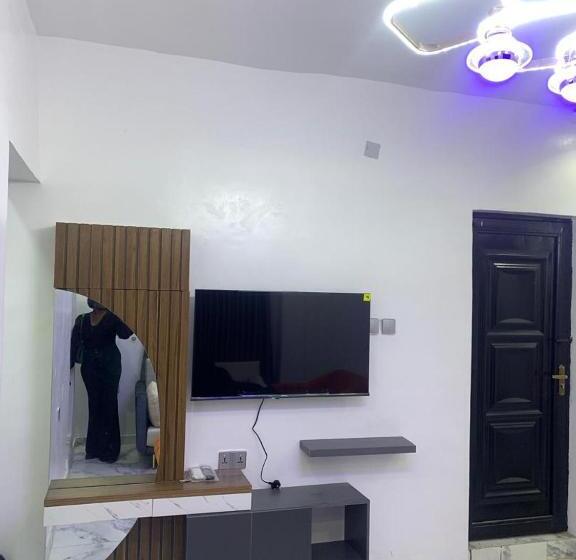 پانسیون An Exquisite 1bedroom Apartment