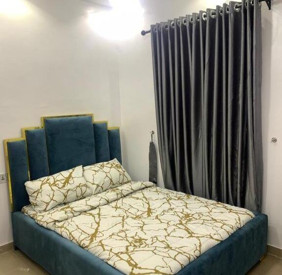 پانسیون An Exquisite 1bedroom Apartment