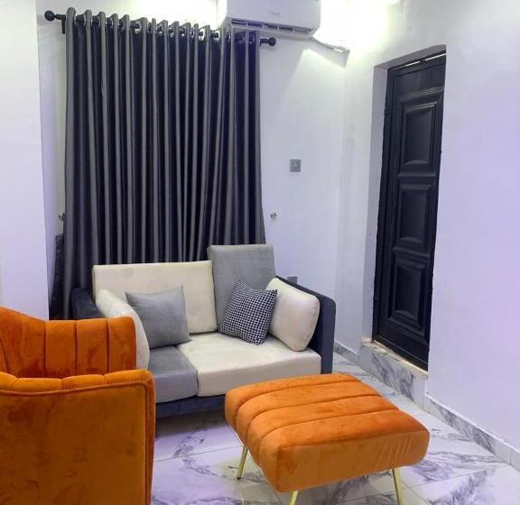 پانسیون An Exquisite 1bedroom Apartment