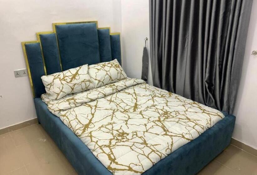 پانسیون An Exquisite 1bedroom Apartment