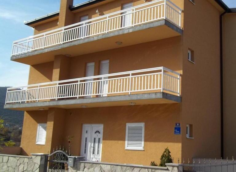 پانسیون D & J Pansion