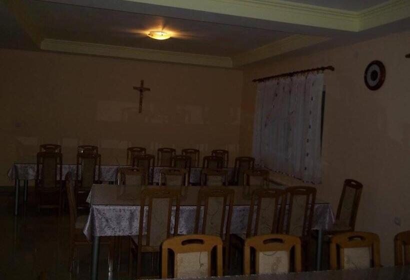 پانسیون D & J Pansion