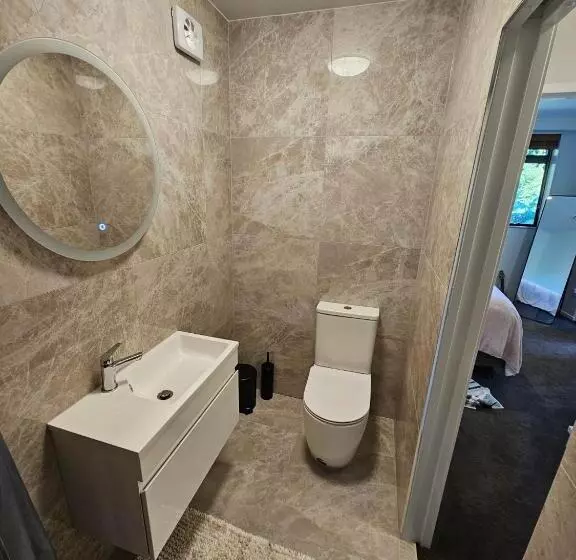 ペンション Gully Retreat