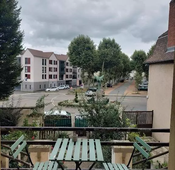 ペンション Maison Bonhomme