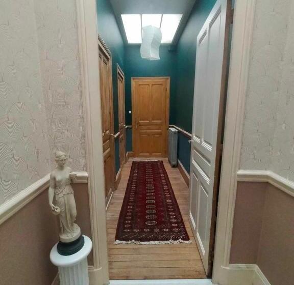 بنسيون Maison Bonhomme