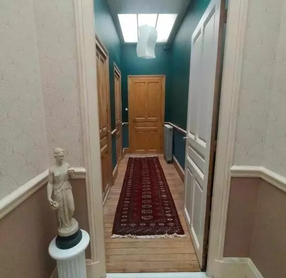 ペンション Maison Bonhomme