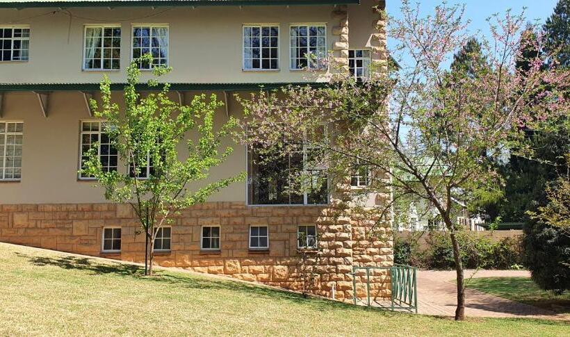 بنسيون The Manor House Dullstroom