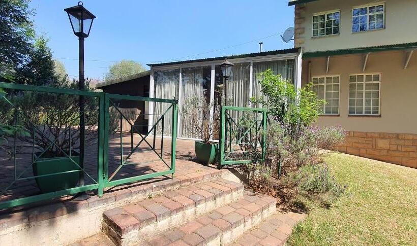 بنسيون The Manor House Dullstroom