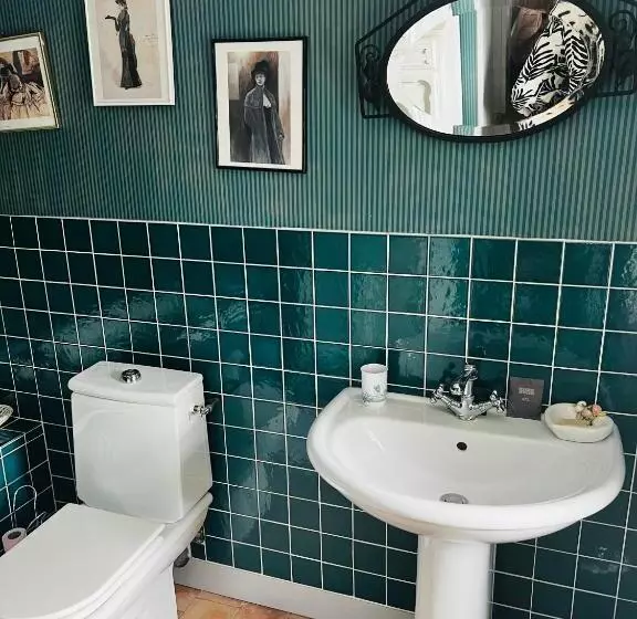 ベッドアンドブレックファースト Château De La Thibaudière   Chambre Familiale