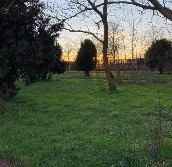 ベッドアンドブレックファースト Château De La Thibaudière   Chambre Familiale