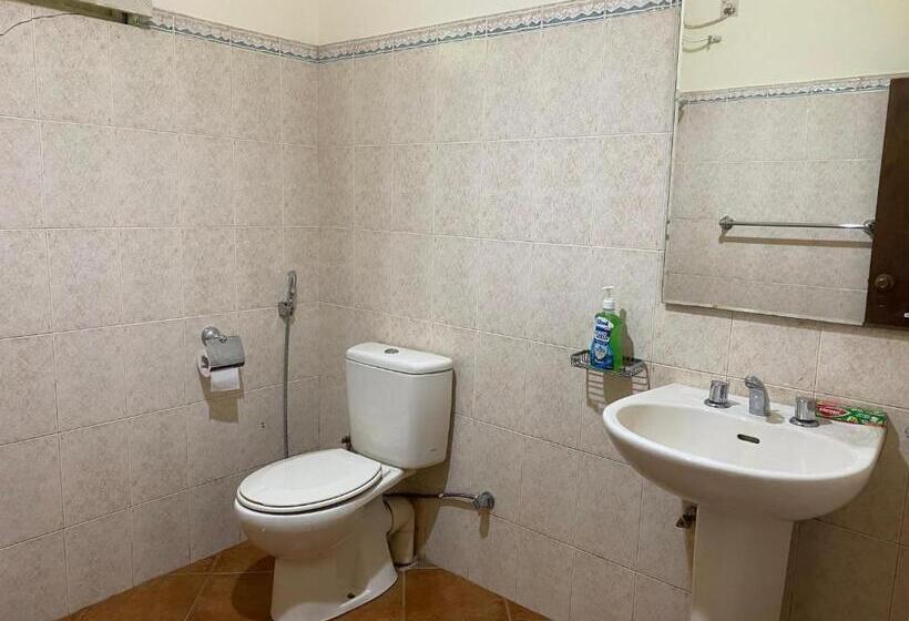 مبيت وإفطار Green Country Lodge