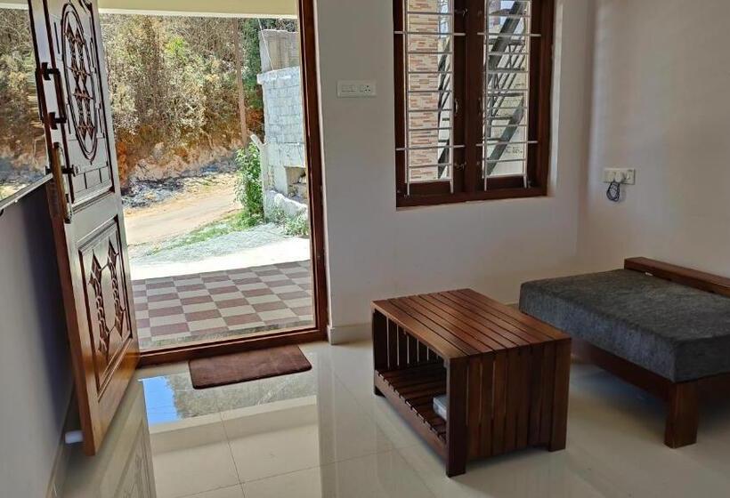 Bed and Breakfast Ooty Homestay