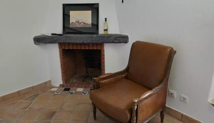 Aamiaismajoitus (B&B) Refúgio Alentejano