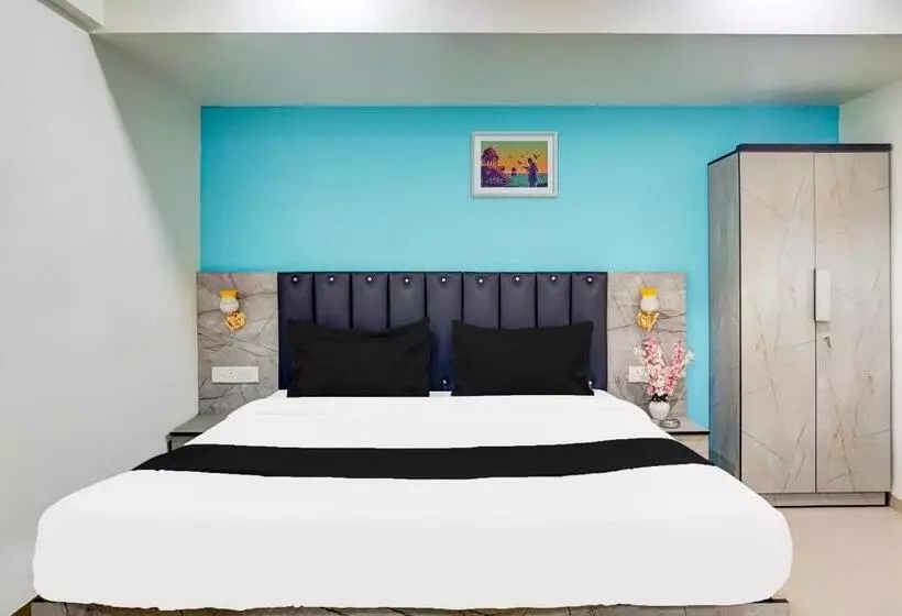 ホテル Super Collection O Vardhan Plaza